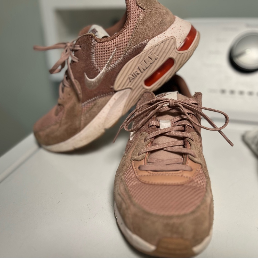 Nike Air Max Suede Sneakers in Tan